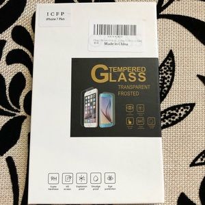 iPhone 7 Plus tempered glass